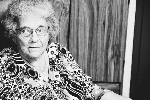 Barbara Karnes, RN, explains how dying from Alzheimer’s or dementia can differ from other illnesses, including changes in eating, sleeping, and withdrawal, and the difficult decisions families may face around feeding and end-of-life care.